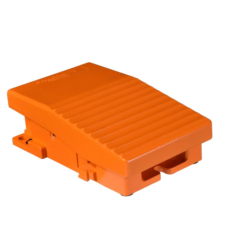 Preventa XPER - inter. à pied - simple - sans capot - métal.- orange - 2O+2F